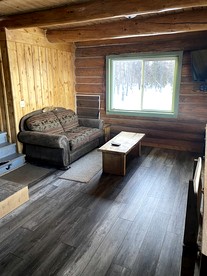 Family Cabin with Mountain Views in Alaska - Cooper Landing, Alaska - glamping.directory
