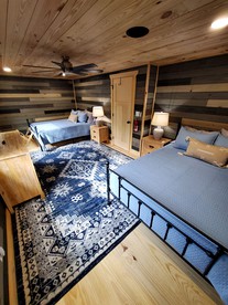 Stylish Family Cabin with Hot Tub and Game Room near Attractions in Sevierville, Tennessee - Sevierville, Tennessee - glamping.directory