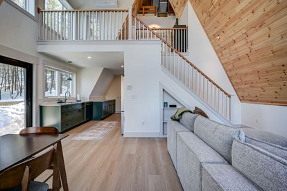 Bright and Airy A-Frame for a Relaxing Mountain Getaway in Conway, New Hampshire - Conway, New Hampshire - glamping.directory