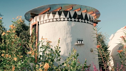 Breathtaking Dome with Spectacular Outdoor Living and Chic Elegant Interior in Texas - Fischer, Texas - glamping.directory