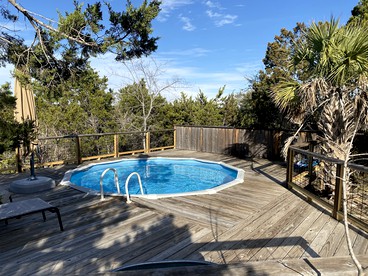 The Ultimate Romantic Getaway: Charming Cabin with a Hot Tub in Wimberley, Texas - Wimberley, Texas - glamping.directory