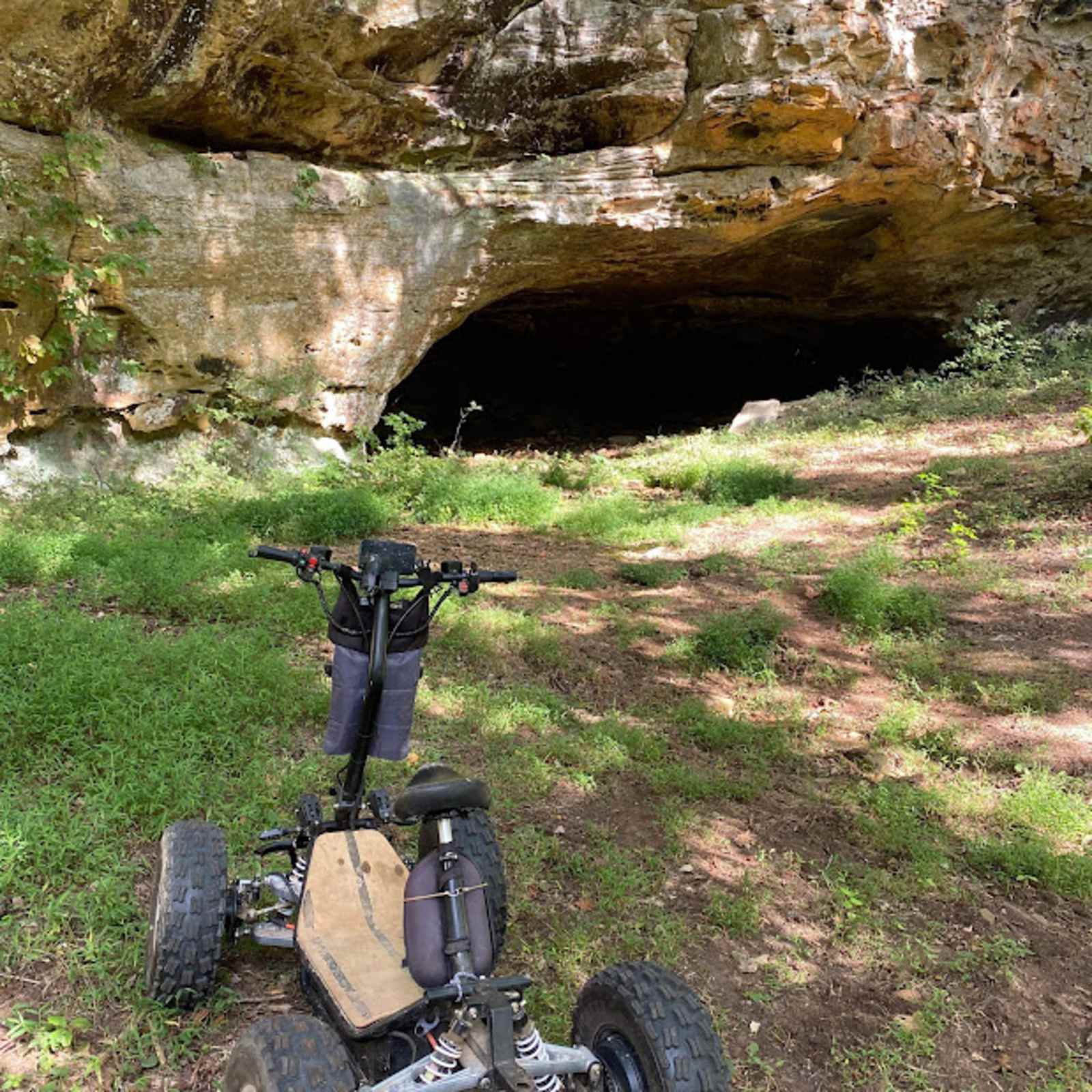 1440 Dreamland - Shirley, Arkansas - glamping.directory