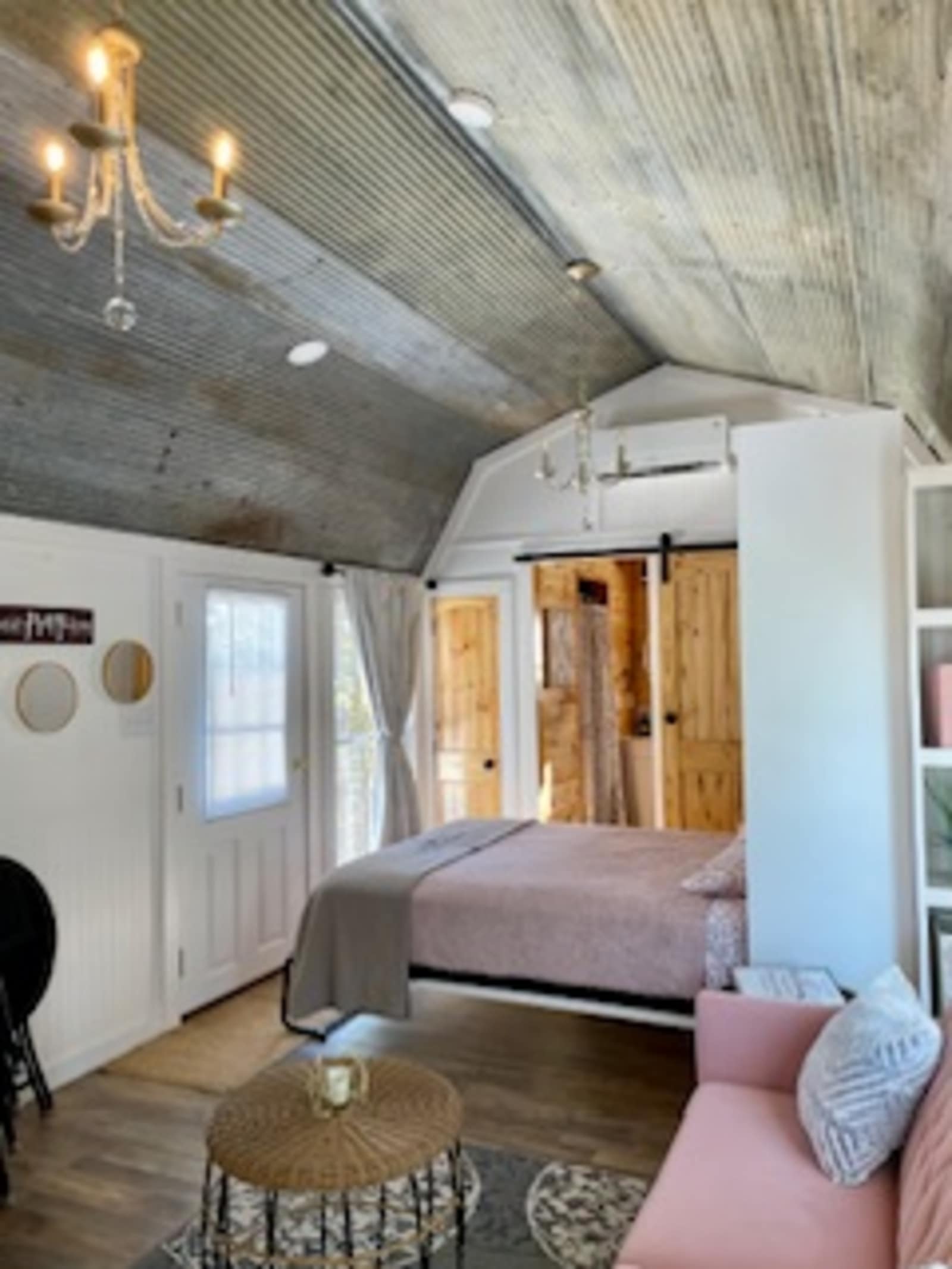 Rocky Acres Retreat - Eureka Springs, Arkansas - glamping.directory