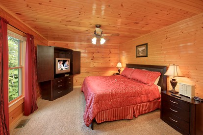 Luxury Gatlinburg Rental Cabin for a Getaway in Tennessee - Gatlinburg, Tennessee - glamping.directory