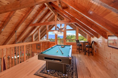 Luxury Gatlinburg Rental Cabin for a Getaway in Tennessee - Gatlinburg, Tennessee - glamping.directory