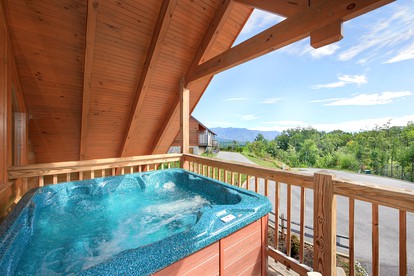 Luxury Gatlinburg Rental Cabin for a Getaway in Tennessee - Gatlinburg, Tennessee - glamping.directory