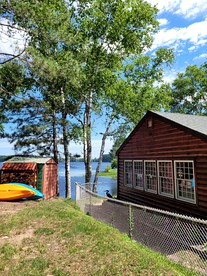 Incredible Lakeside Cabin with Barbecue in Hayward, Wisconsin - Hayward, Wisconsin - glamping.directory