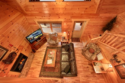 Luxury Cabin Getaway Ideal for the Whole Family in Gatlinburg, East Tennessee - Gatlinburg, Tennessee - glamping.directory