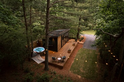 Fully-Equipped Tiny House in Alabama, for Lovely Getaways to Nature - Guntersville, Alabama - glamping.directory