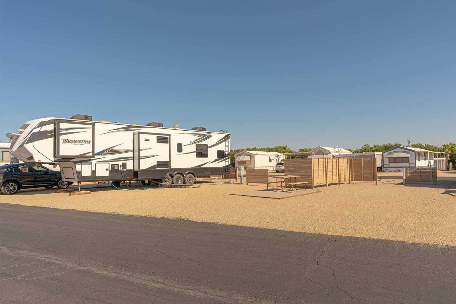Leaf Verde - Buckeye, Arizona - glamping.directory