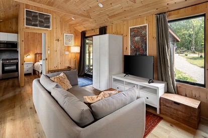 Off-Grid Cottage Great for a Small Family Getaway in Vermont - Wolcott, Vermont - glamping.directory