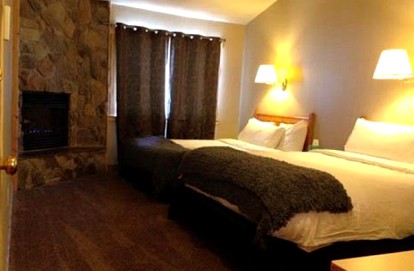 Charming Suite with Fireplace for Ski Getaway near Gunnison River, Colorado - Cimarron, Colorado - glamping.directory