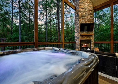 Elegant Cabin with a Hot Tub in Broken Bow, OK - The Ultimate Glamping Spot - Broken Bow, Oklahoma - glamping.directory