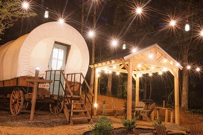 Delightful Wagon with Incredible Hiking Trails and Activities in Tennessee - glamping.directory