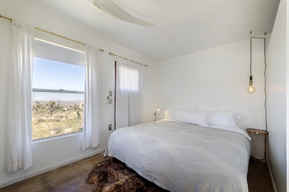 Cozy Cottage Rental in Joshua Tree, with Wonderful Views of the Mojave - Joshua Tree, California - glamping.directory