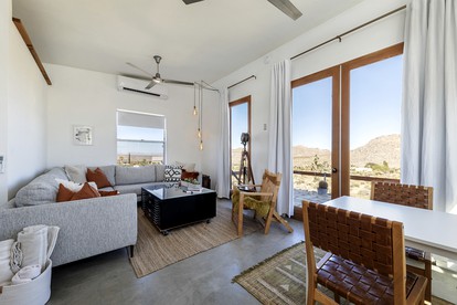 Cozy Cottage Rental in Joshua Tree, with Wonderful Views of the Mojave - Joshua Tree, California - glamping.directory