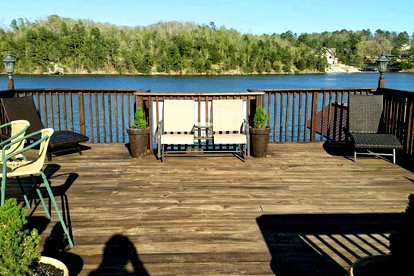 Spacious Rental with Incredible Views for a Group Vacation in Royal, Arkansas - Royal, Arkansas - glamping.directory