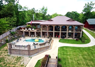 Spacious Rental with Incredible Views for a Group Vacation in Royal, Arkansas - glamping.directory