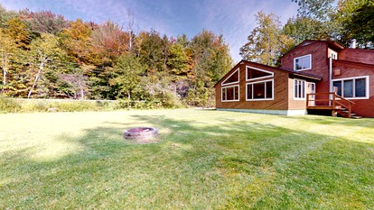 Wooden Ski Cabin with Hot-Tub For a Scenic Escape Minutes from Pico and Killington, Vermont - glamping.directory