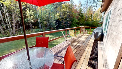 Wooden Ski Cabin with Hot-Tub For a Scenic Escape Minutes from Pico and Killington, Vermont - Killington, Vermont - glamping.directory