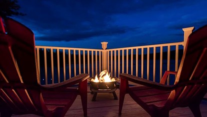 Lakefront Cottage Getaway with a Dock in Milton, New Hampshire - Milton, New Hampshire - glamping.directory