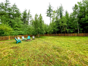 Adorable White Mountain Cottage Rental for a Vacation in New Hampshire - Franconia, New Hampshire - glamping.directory