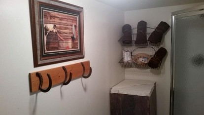 Cozy Cabin on Horse Ranch near Kalispell, Montana - Kila, Montana - glamping.directory