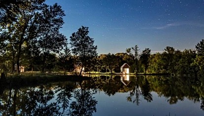 Rustic Comfort A-Frame with Outdoor Gathering Space in Humboldt, Kansas - Humboldt, Kansas - glamping.directory