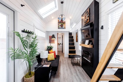 Discover Red Mountain Beauty: Spacious Tiny House in Apple Valley, Utah - glamping.directory