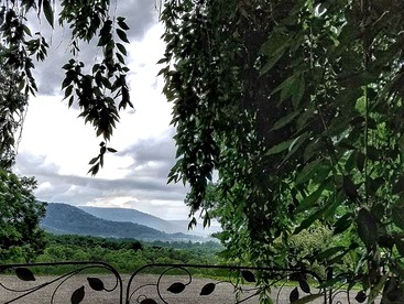 Romantic Vacation Rental off the Blue Ridge Parkway in Cana, Virginia - Cana, Virginia - glamping.directory