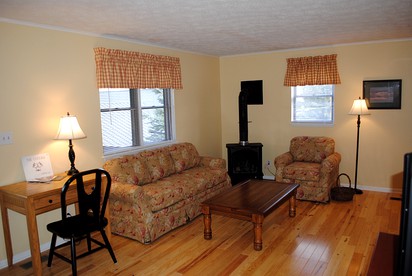 Historic Cabin in the Appalachian Mountains of Tazewell, Virginia - Tazewell, Virginia - glamping.directory