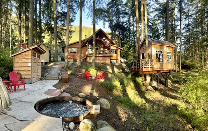 Lakeside Modern Cabin with Spectacular Equipped Outdoor, Jacuzzi and Outdoor Shower in Washington - glamping.directory
