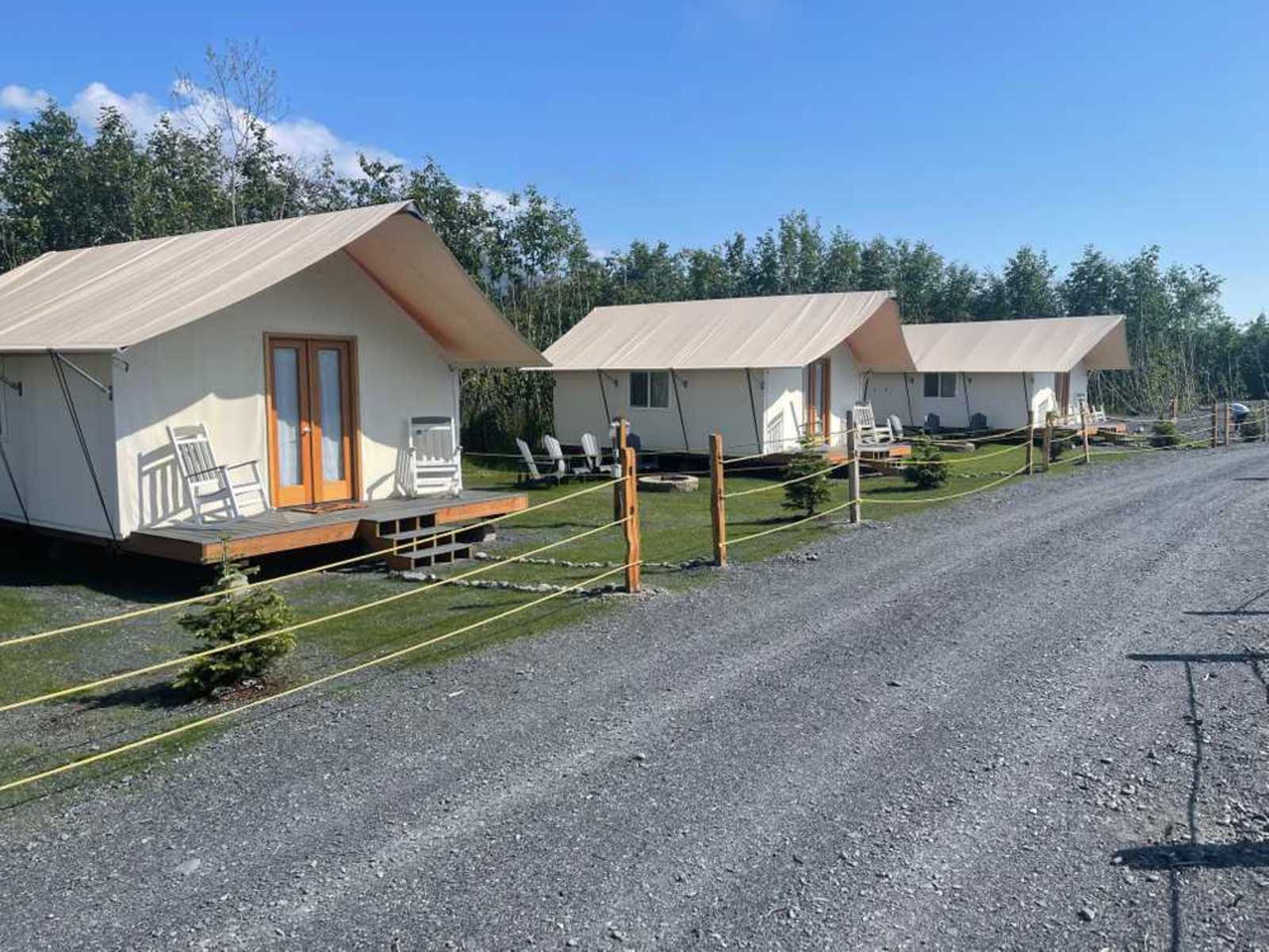 Howling Wolf Resort - Seward, Alaska - glamping.directory