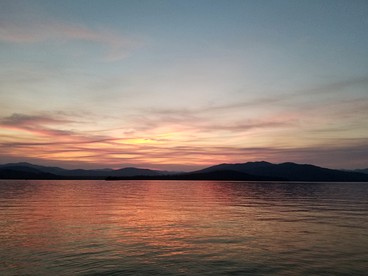 Secluded Glamping Escape Surrounded by Forest and Valley Views in Sandpoint, Idaho - Sandpoint, Idaho - glamping.directory
