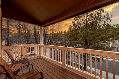 Spacious Mountain Retreat with Hot Tub and Pizza Oven, Perfect for a Luxury Retreat to Flagstaff - Flagstaff, Arizona - glamping.directory
