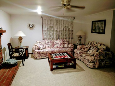 Peaceful Riverfront Cottage Rental near the Chesapeake Bay in Virginia - Heathsville, Virginia - glamping.directory
