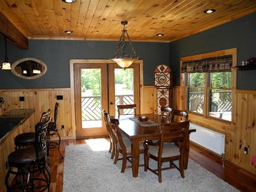 Impressive Cabin Rental for Large Groups in Au Sable Forks, New York - Au Sable Forks, New York - glamping.directory