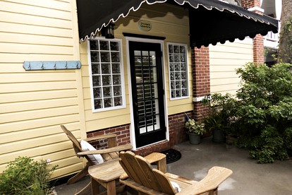 Romantic Bed and Breakfast Suite for Two Guests near Savannah, Georgia - Tybee Island, Georgia - glamping.directory