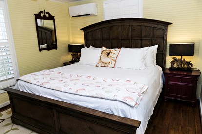 Romantic Bed and Breakfast Suite for Two Guests near Savannah, Georgia - Tybee Island, Georgia - glamping.directory