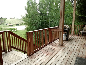 Large Rustic Cabin in the Snowy Range Mountains of Wyoming - Centennial, Wyoming - glamping.directory