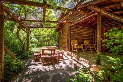 Private Cabin Rental for Group Getaway near Flagstaff, Arizona - Sedona, Arizona - glamping.directory