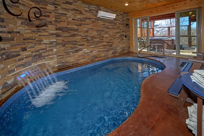 Copper Creek Lodge in Gatlinburg, TN - Gatlinburg, Tennessee - glamping.directory