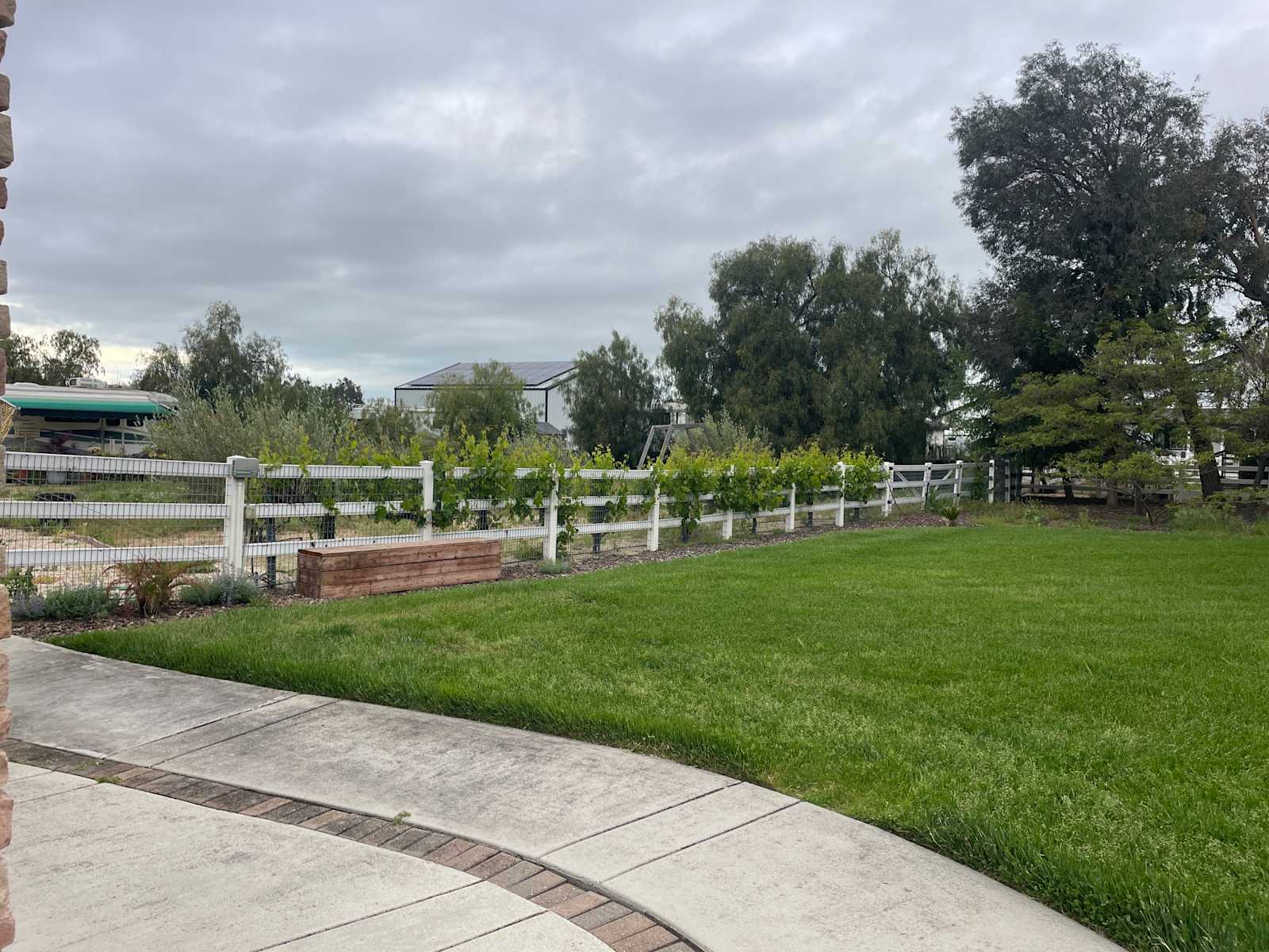 Country Serenity With Resort Flare - Hollister, California - glamping.directory