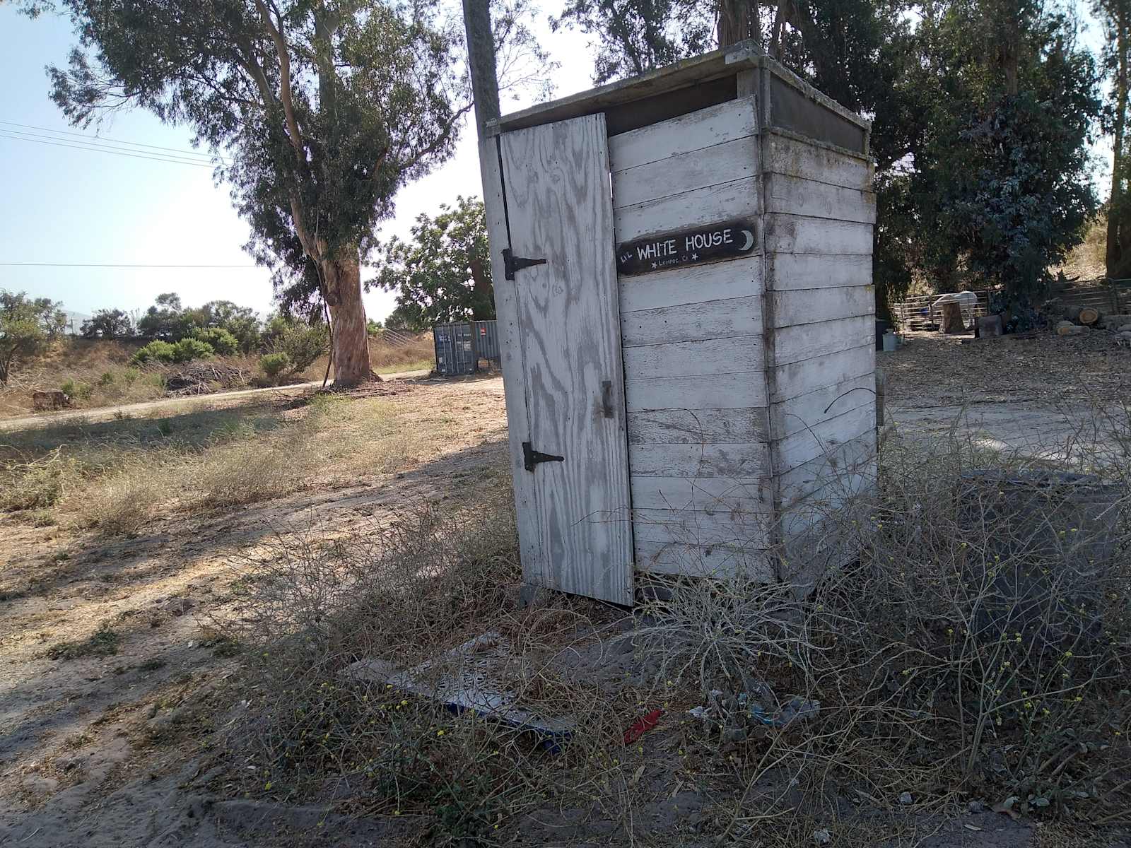 Rancho Relaxo - Mission Hills, California - glamping.directory