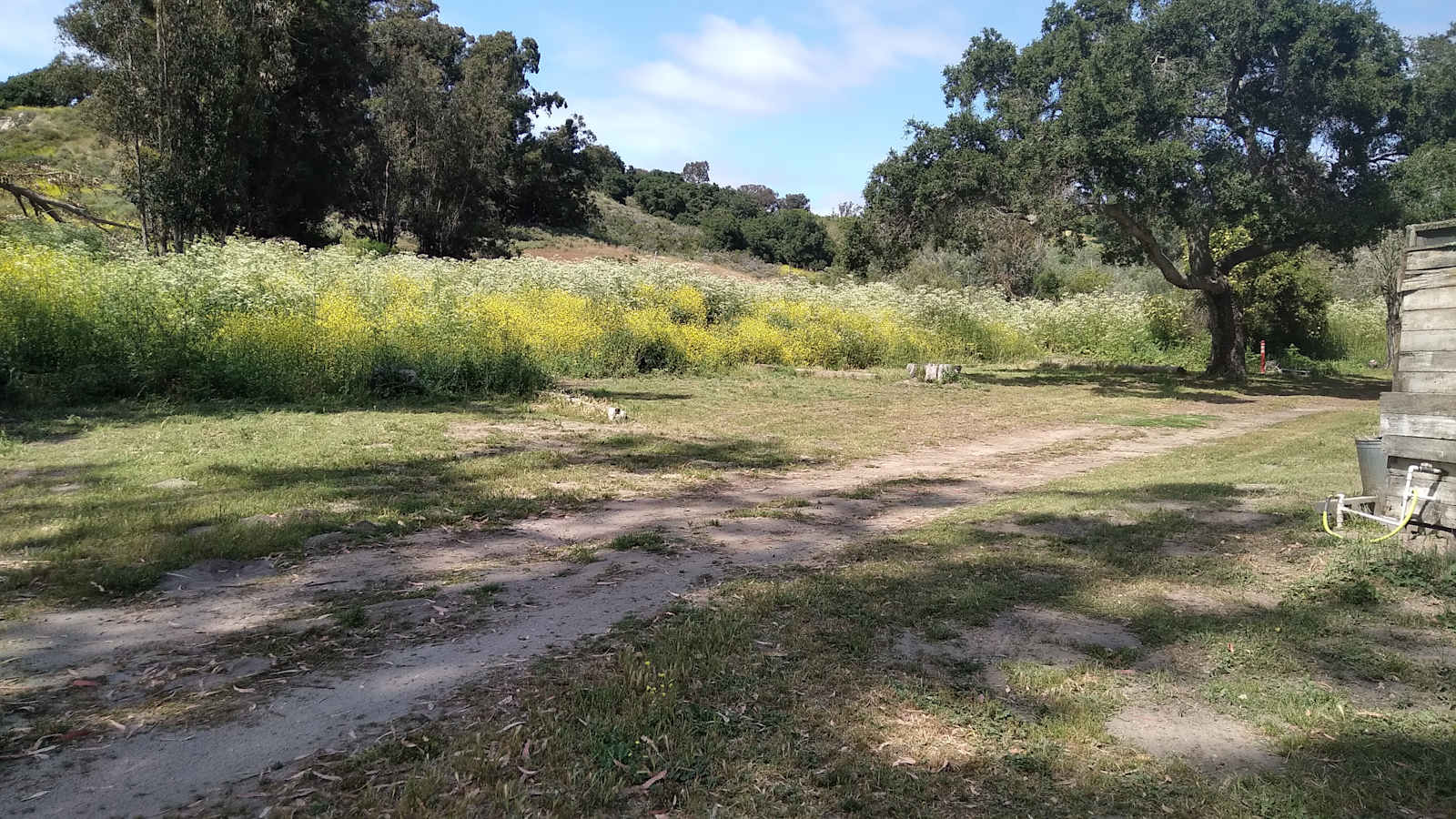 Rancho Relaxo - Mission Hills, California - glamping.directory