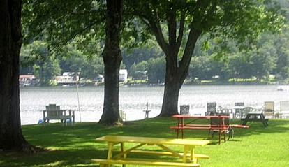 Inviting Camping Cabin for a Family Getaway in Wells, Vermont - Wells, Vermont - glamping.directory