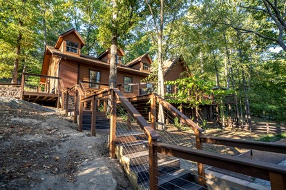 Enchanting Woodland Cabin Escape with Creekside Views near Lake Hamilton Arkansas - glamping.directory