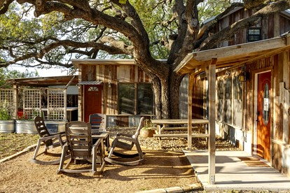 Chic, Renovated Barn with Hot Tub near the Heart of Fredericksburg Texas, Perfect for a Rustic Escape - Fredericksburg, Texas - glamping.directory