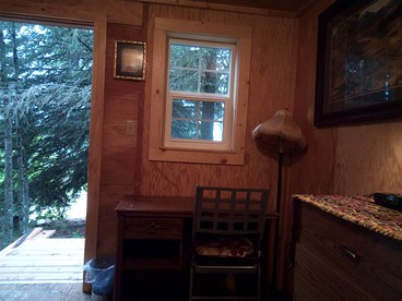 Rustic Cabin Getaway with a Private Deck near Tustumena Lake, Alaska - Kasilof, Alaska - glamping.directory