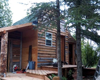 Rustic Cabin Getaway with a Private Deck near Tustumena Lake, Alaska - Kasilof, Alaska - glamping.directory
